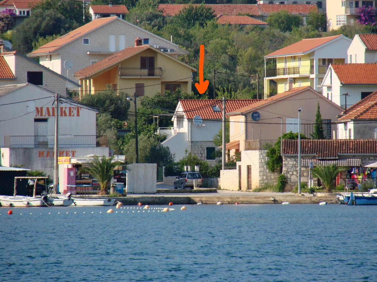 Guest House Dobrisa Vinišće Zewnętrze zdjęcie