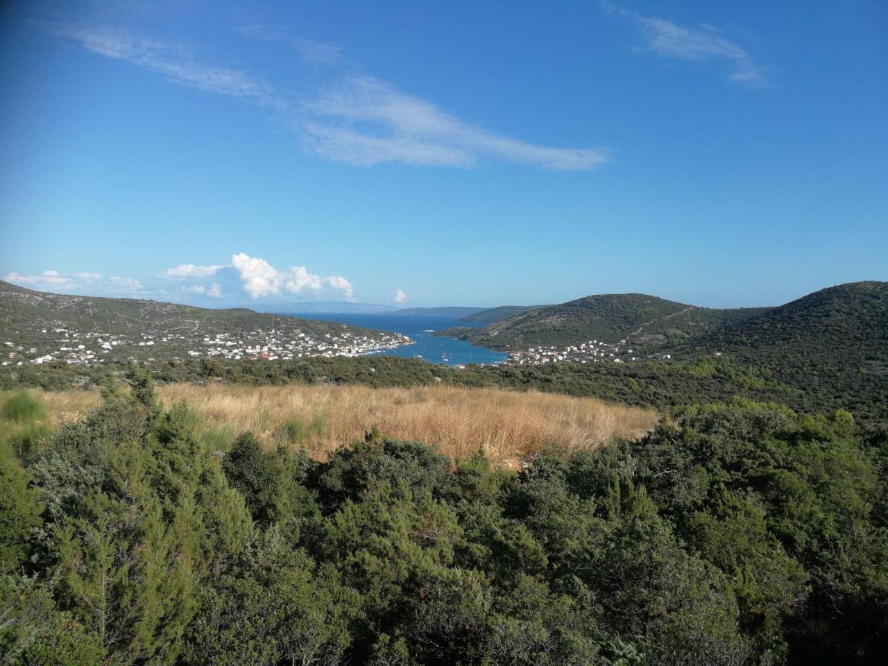 Guest House Dobrisa Vinišće Zewnętrze zdjęcie